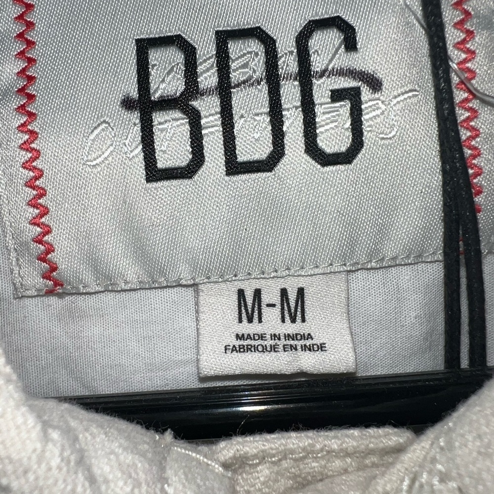 BDG Cropped Canvas Trucker Jacket - Picture 10 of 12